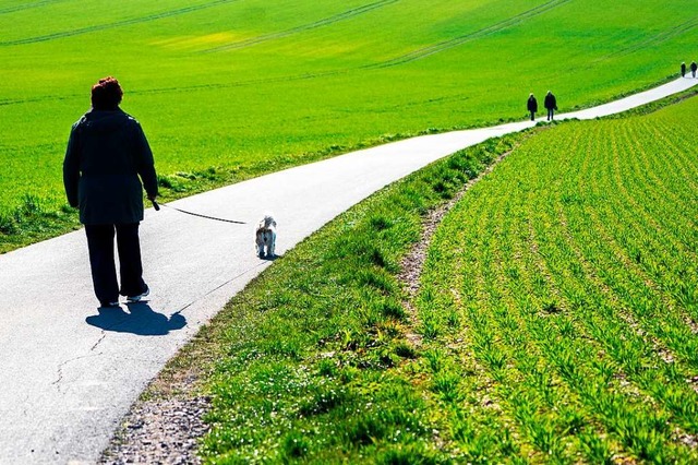 Beim Thema Abstand gibt es  regionale Unterschiede.  | Foto: Jonas Gttler (dpa)