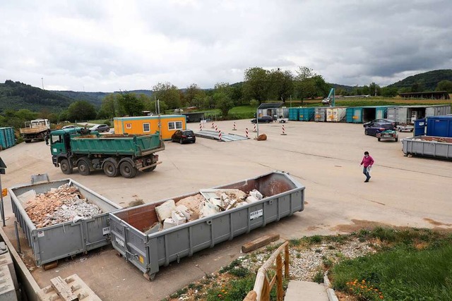 Recht wenig Betrieb auf der Deponie Sulz am Mittwoch  | Foto: Christoph Breithaupt