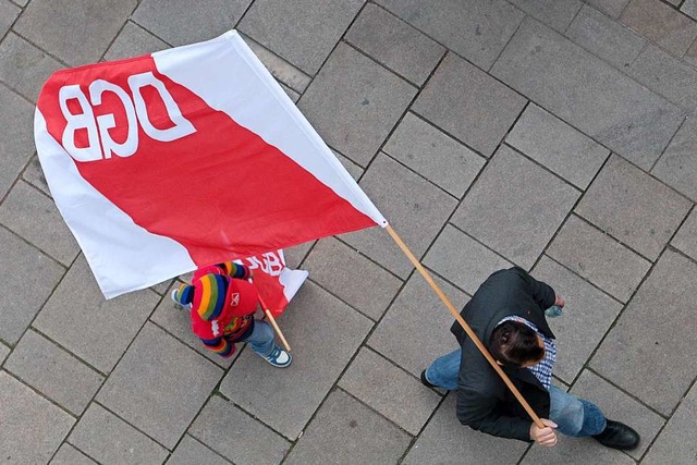 So wrde es gerade noch gehen. Groe K...an aber auch fr Gewerkschaftler tabu.  | Foto: Fredrik von Erichsen (dpa)