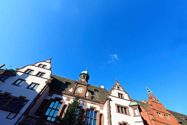 Das Freiburger Rathaus: In den vergang...tverwaltung nicht mehr ausgeschrieben.  | Foto: Ingo Schneider