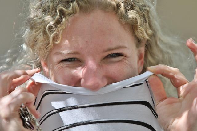 Fotos: Lahr tr�gt (Atemschutz-)Maske