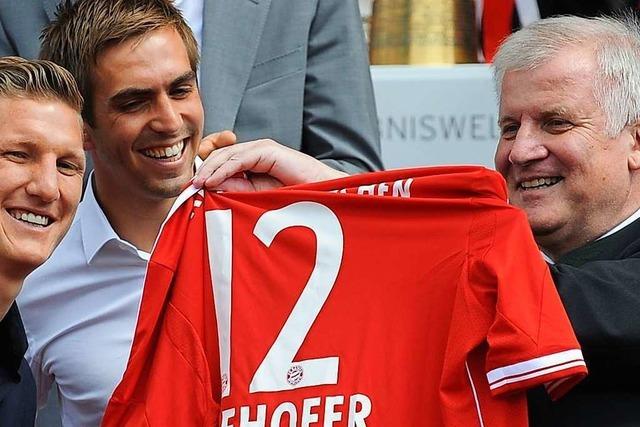 Innenminister Seehofer spricht sich fr Bundesliga-Neustart aus