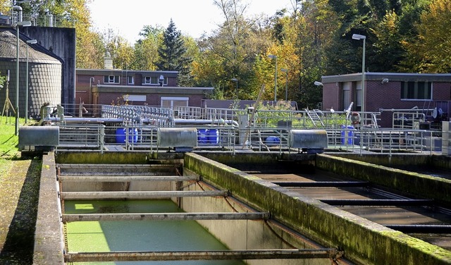 Die Klranlage der Gemeinde Sasbach wi...r EnBW-Tochterfirma RBS Wave gefhrt.   | Foto: Roland Vitt