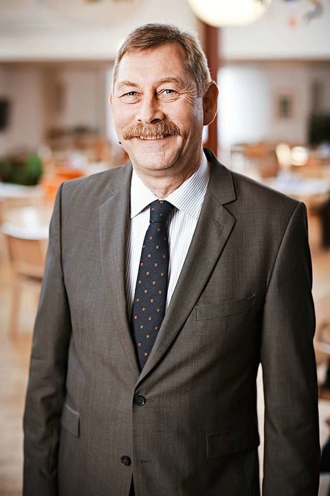 Reinhard Heichel, der Leiter des Eigen...s Pflegeheims in Schliengen befasst.    | Foto: Privat