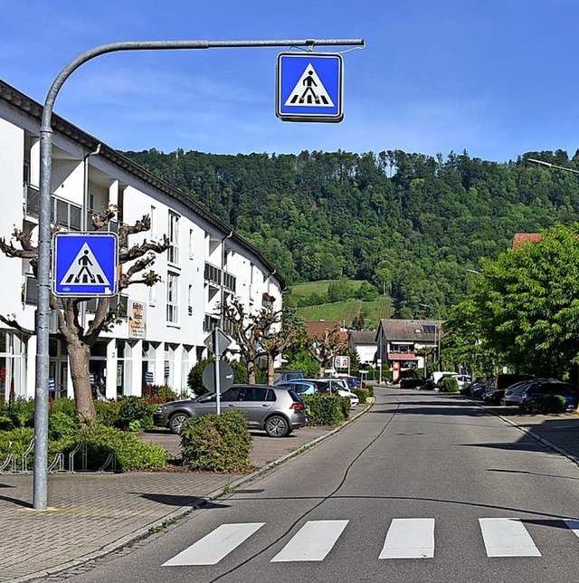 Der Kanal soll  in der Bahnhofstrae v...strae zum Mattenbach erneuert werden.  | Foto: Heinz und Monika Vollmar