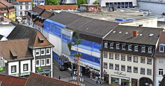 Das Kaufhaus Krauss beschftigt Brger...ss in diesem Jahr kein Maibaum steht..  | Foto: Sylvia-Karina Jahn