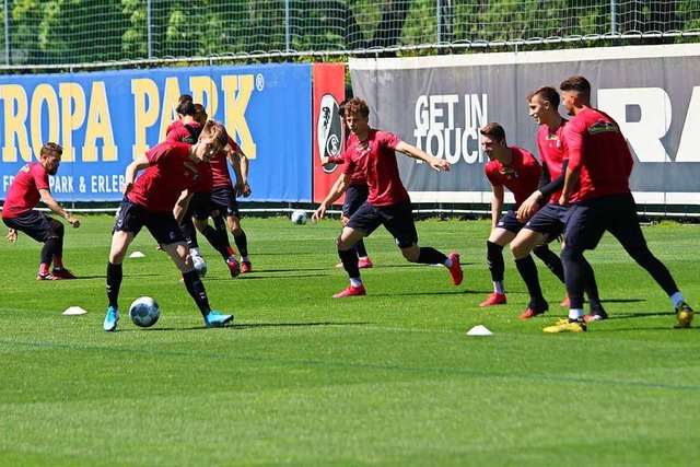 Endlich wieder &#8222;Eckle&#8220; spi...iburg finden zurck ins Team-Training.  | Foto: SC Freiburg