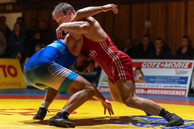 Lars Schfle (rechts) schlpft wieder ...gangene Teamsaison nicht getragen hat.  | Foto: Patrick Seeger