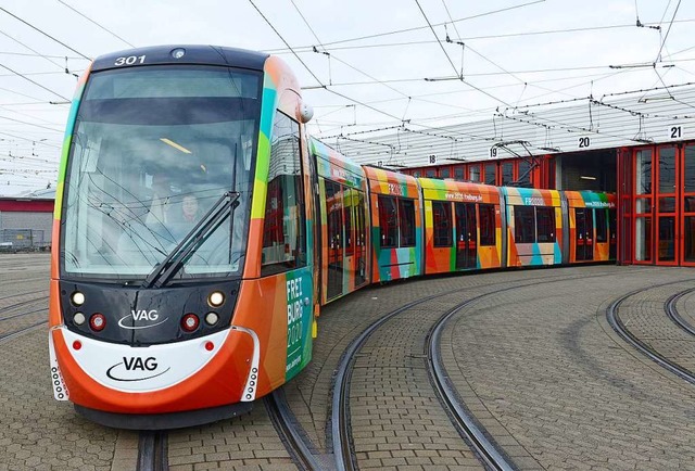 In das Tramnetz Freiburgs sollen in de...hren bis zu 80 Millionen Euro flieen.  | Foto: Ingo Schneider