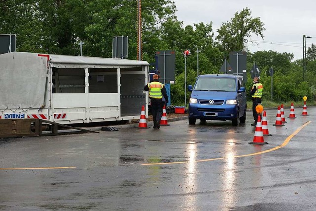 Schon bald nach ffnung steuerten die ...ikontrolle allerdings wieder umkehren.  | Foto: Alexander Huber