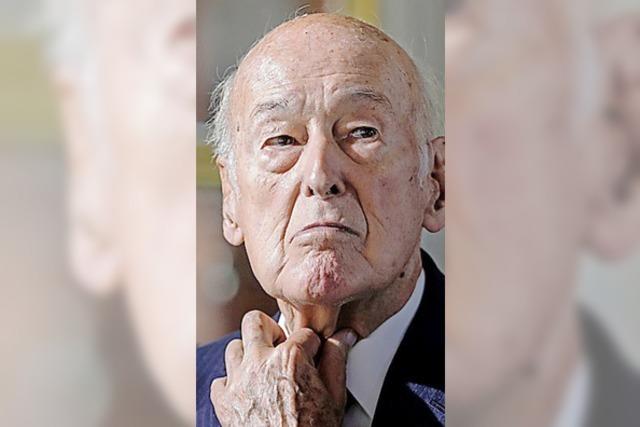 Reporterin wirft Giscard (94) Belstigung vor