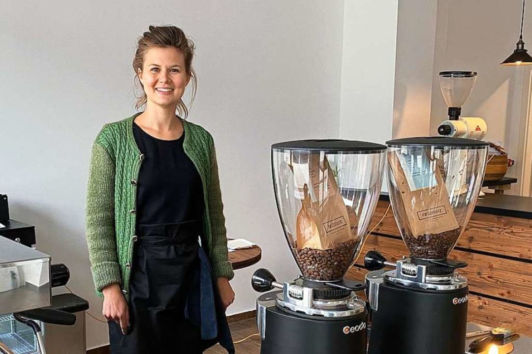 Juliane König hat ihr Café Bächle am v... mitten in der Corona-Krise  eröffnet.  | Foto: Anika Maldacker