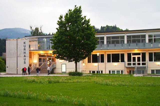 Das Kurhaus in Kirchzarten wird zum Fi...n die Black Forest Studios verpachtet.  | Foto: Markus Donner