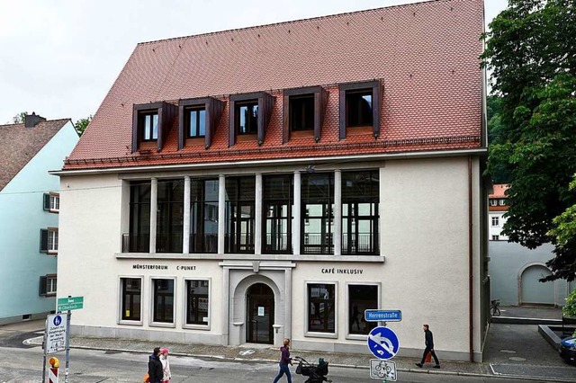 Angelehnt an den Vorgngerbau: die Fassade an der Herrenstrae.  | Foto: Thomas Kunz