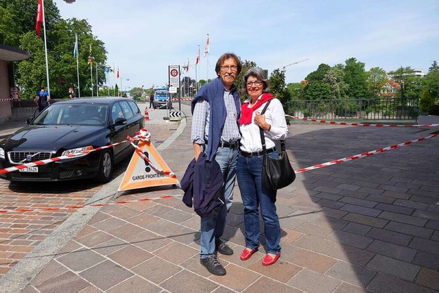 Fritz und Christine Schaub beim alten ...haben erste Lockerungen stattgefunden.  | Foto: Valentin Zumsteg