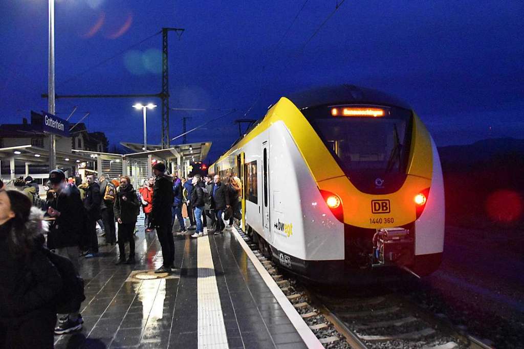 Passagiere der BreisgauSBahn verpassen in Gottenheim oft