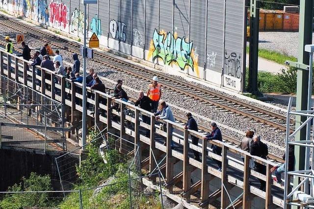 Zu viele Schaulustige: In Weil am Rhein ist man sauer auf die Bahn