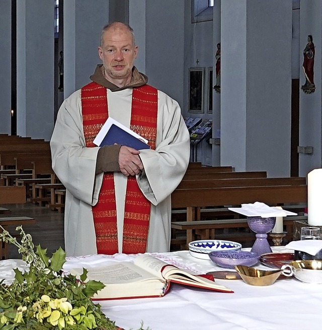 &#8222;Wirklich ein Pfarrer mit Leib u...25 Jahren zum Priester geweiht worden.  | Foto: Hans-Jrgen Sackmann