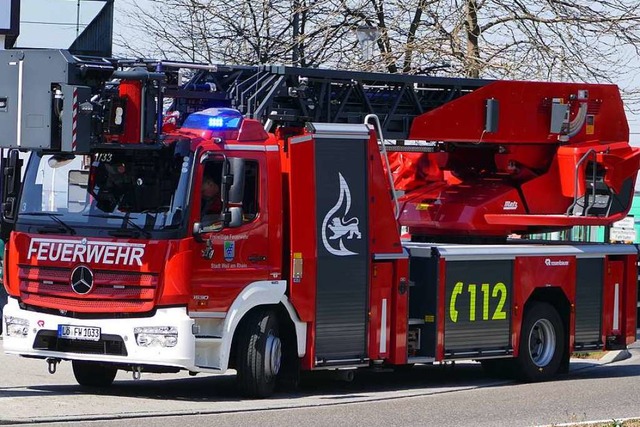 Die Feuerwehr Weil am Rhein rckte heu...Herd vergessenes Essen und viel Qualm.  | Foto: Victoria Langelott