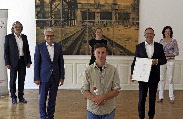 Patrick Luetzelschwab bei der Preisverleihung im Markgrfler Museum  | Foto: Dorothee Philipp