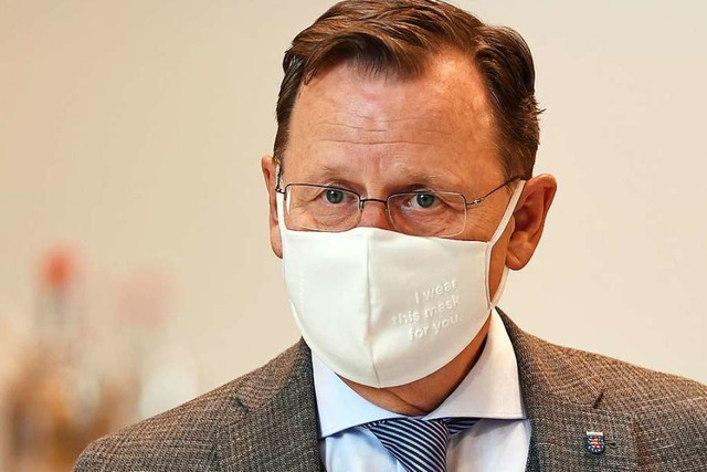 Ministerprsident mit Maske: Bodo Ramelow.  | Foto: Martin Schutt (dpa)