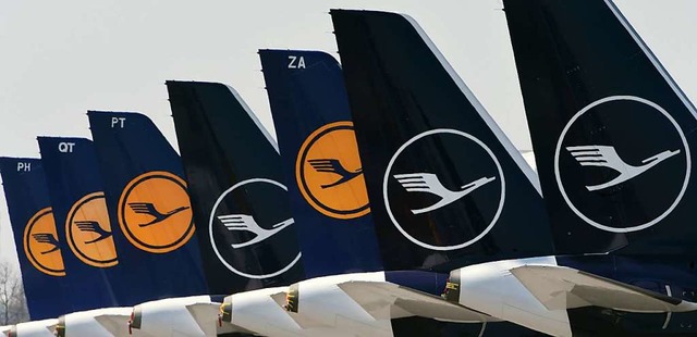 Steckt wegen Corona in groen Schwierigkeiten: die Lufthansa  | Foto: CHRISTOF STACHE (AFP)