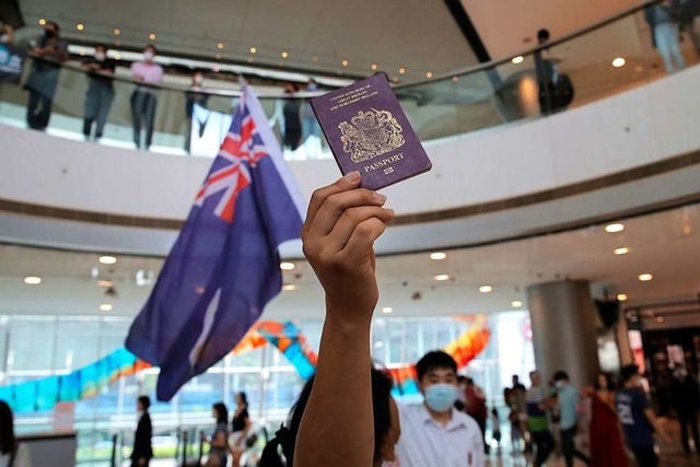 Demonstration in Hongkong &#8211; mit britischem Pass  | Foto: Kin Cheung (dpa)