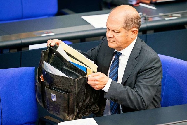 Bundesfinanzminister Olaf Scholz (SPD)...das grte Hilfspaket der Geschichte.   | Foto: Kay Nietfeld (dpa)