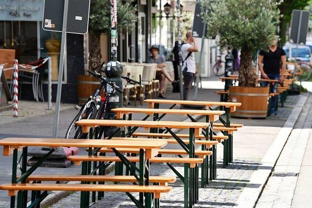 Meine Meinung: Weniger Parkpltze, mehr Sitzflchen - auch nach Corona