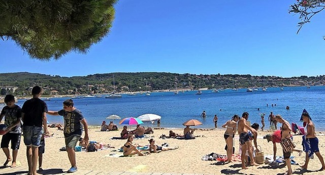 Nach den Corona-Beschrnkungen darf man  in Le Castellet wieder an den Strand.  | Foto: Privat