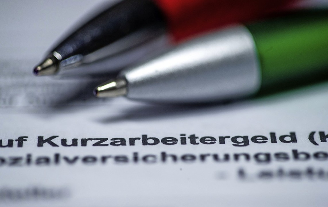 Mehr als ein Drittel der Ortenauer Betriebe haben Kurzarbeitergeld beantragt.   | Foto: Jens Büttner (dpa)