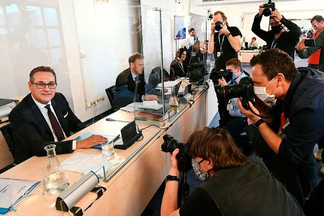 Ex-FP-Chef Heinz-Christian Strache beim Untersuchungsausschuss.  | Foto: HELMUT FOHRINGER (AFP)