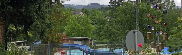 Der kurze  Weg ins Freibad und den Sch...wenn nicht Corona die Gste vertreibt.  | Foto: Ronja Hofmann