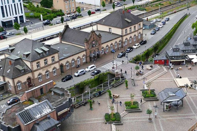 Der Lrracher Hauptbahnhof soll IBA-Projekt bleiben.  | Foto: Peter Gerigk