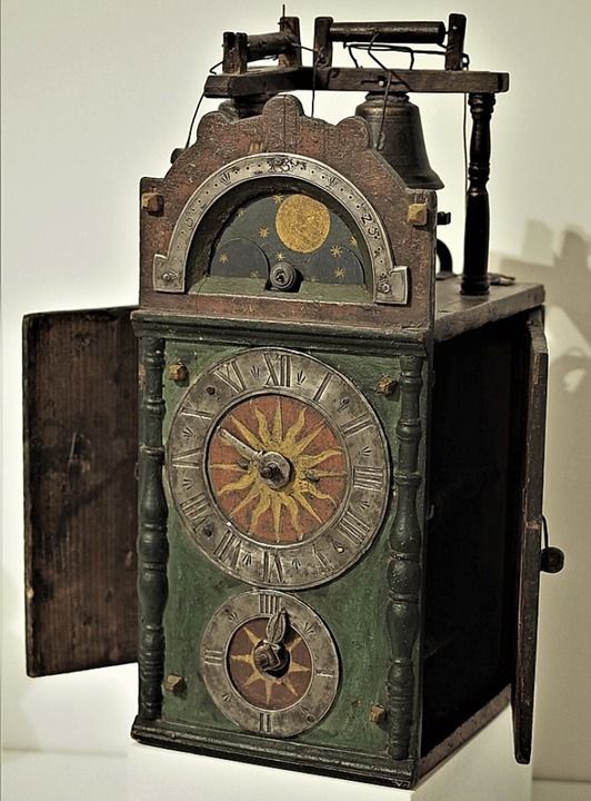 Diese Uhr aus dem Jahr 1648 stammt aus Franken.  | Foto: Susanne Gilg
