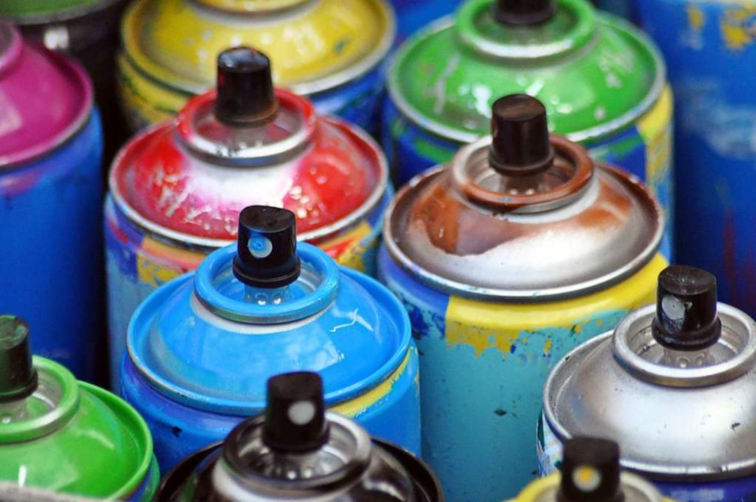 Zwei 28-Jhrige sollen Verteilerksten...d Weingarten mit Farbe besprht haben.  | Foto: Sebastiano Fancellu  (stock.adobe.com)