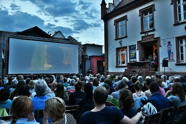 Ein Lichtblick: Kino im Hof &#8211; hi...pektiven der Kultur vielfach ungewiss.  | Foto: Barbara Ruda