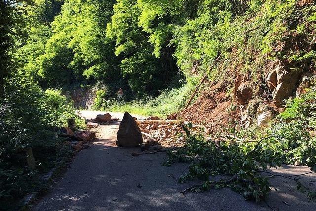 An der Albtalstrae ist der Hang abgerutscht