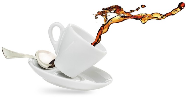 Wenn die Espressotasse zum Sinkflug an...mal mit einem bsen Wort kommentieren.  | Foto: popout  (stock.adobe.com)