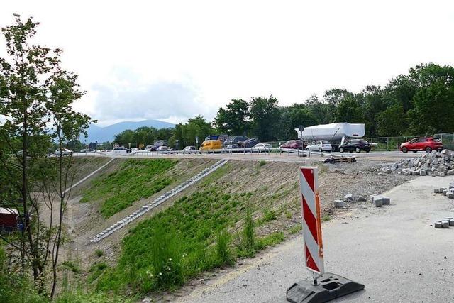 Pfrtnerampel soll Staus in der Baustelle der Anschlussstelle Mllheim-Neuenburg verhindern