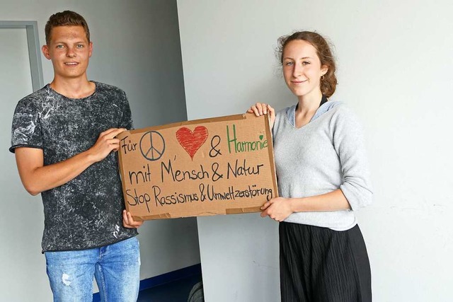 Junge Aktivisten fr Unicef und Friday...; aktualisiert um das Thema Rassismus.  | Foto: Barbara Ruda