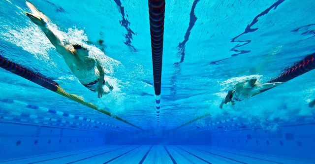 Abgetaucht. Wenn Kommunen ihre Bder n...itzen die Schwimmer auf dem Trockenen.  | Foto: Robert Schlesinger