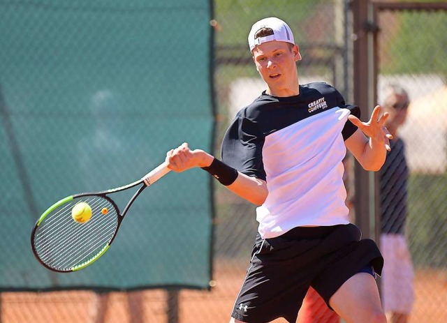 Spielt an Position eins fr den TC Schnberg in der Badenliga: Leon Hoppstdter  | Foto: Achim Keller