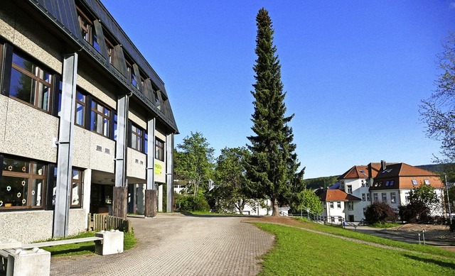 Die Grundschule Lenzkirch ist mit den ...hule und der Schulhort untergebracht.   | Foto: Ralf Morys