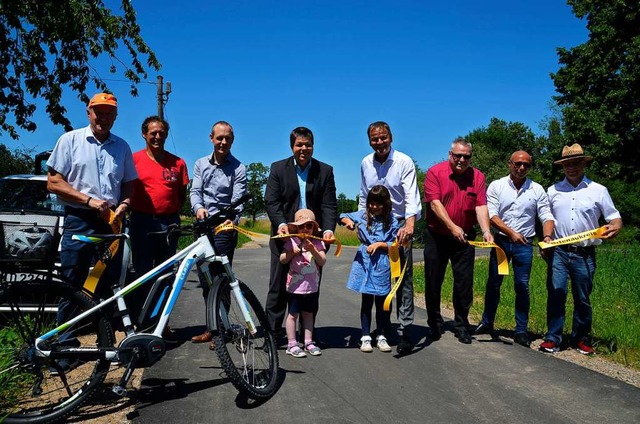 700 weitere Radwegemeter: Landrat Fran...adwegs zwischen Ebersweier und Durbach  | Foto: hr