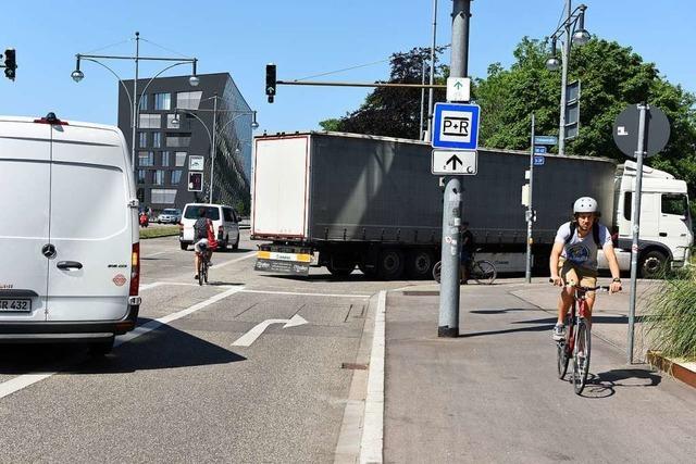 Stadt Freiburg will tödliche Unfallstelle sicherer machen