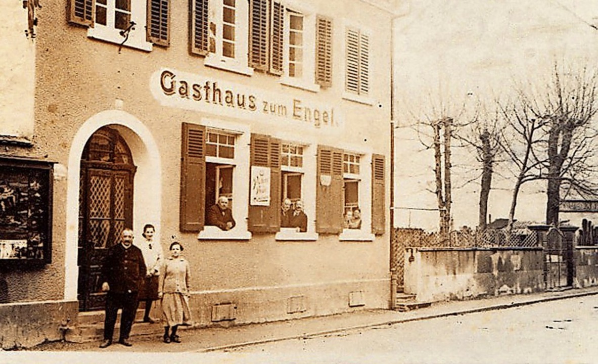 Das Gasthaus zum Engel mit dem Biergarten daneben im Jahr 1920   | Foto: Stadtarchiv
