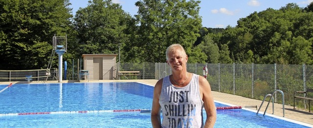 Frank Pieper von den  Schwimmfreunden ...tglieder in den Genuss, dort zu baden.  | Foto: Yvonne Wrth