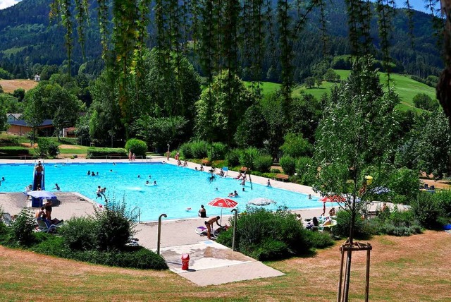 Das Freibad in Simonswald ffnet wiede..., Tickets kann man online reservieren.  | Foto: Horst Dauenhauer