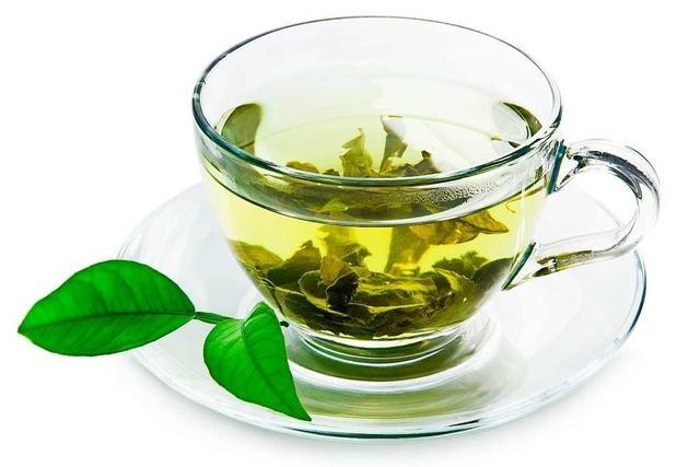 Studie zeigt, dass Menschen, die oft grünen Tee trinken, länger leben